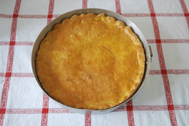 PIZZA RIPIENA FATTA A MANO, CAMPANIA, SUD İTALYA