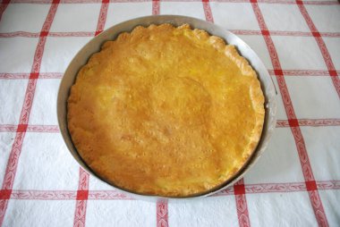 PIZZA RIPIENA FATTA A MANO, CAMPANIA, SUD İTALYA
