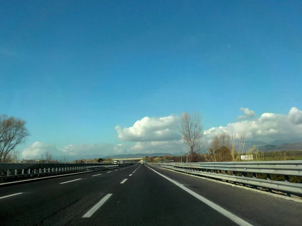 Autobahn, Kampanien, Süditalien — Stockfoto