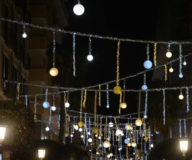 LUCI D 'ARTISTA, SALERno, SUD İTALYA.