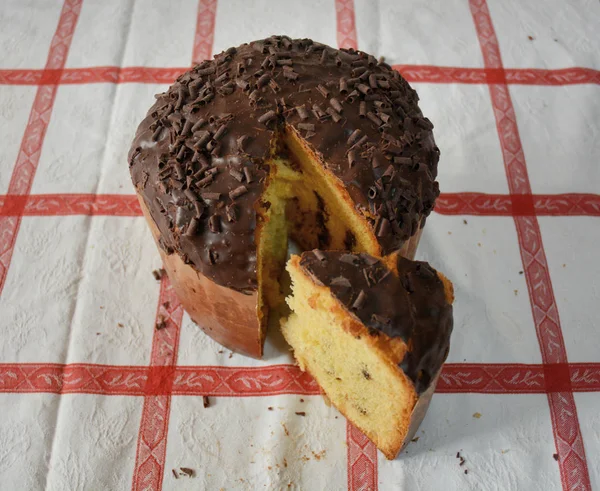 PANETTONE AL CIOCCOLATO, CAMPANIA, SUD ITALIA.