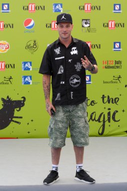 Giffoni Valle Piana, Sa, İtalya - 19 Temmuz 2017: Clementino, Giffoni Film Festivali 2017 - Tarih 19 Temmuz 2017 Giffoni Valle Piana, İtalya 