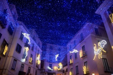 İtalya: The Luci d 'Artista, Salerno' da Noel Işıkları Şovu, 15 Aralık 2019.