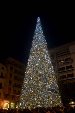İtalya: The Luci d 'Artista, Salerno' da Noel Işıkları Şovu, 15 Aralık 2019.