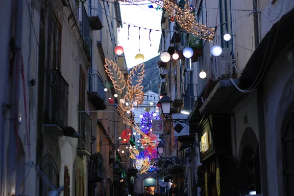 İtalya: The Luci d 'Artista, Noel Işıkları Şovu Salerno, 26 Aralık 2019.