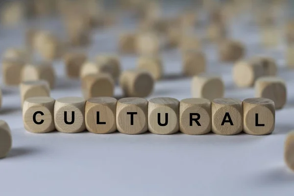 Culturele kubus met letters, ondertekenen met houten kubussen — Stockfoto