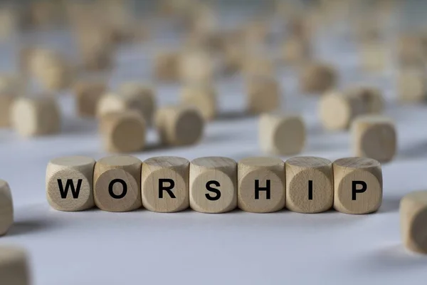 Worship   cube with letters, sign with wooden cubes — Stock Photo, Image