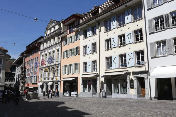 Historické budovy na Weinmarktu ve lucernu — Stock fotografie