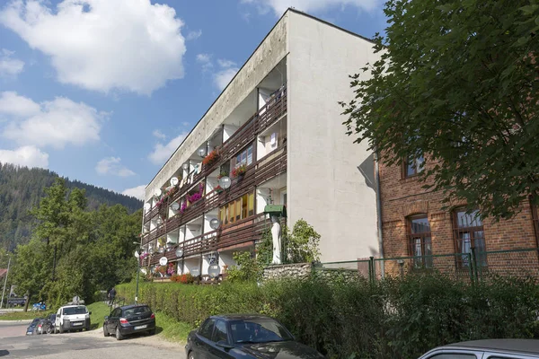 Edificio residenziale plurifamiliare a Zakopane — Foto Stock