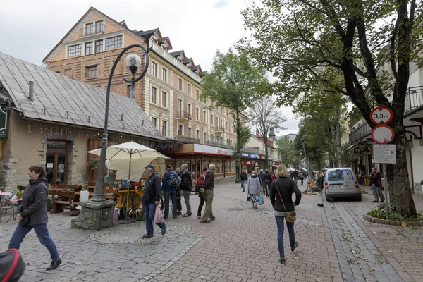 La gente cammina a Zakopane — Foto Stock