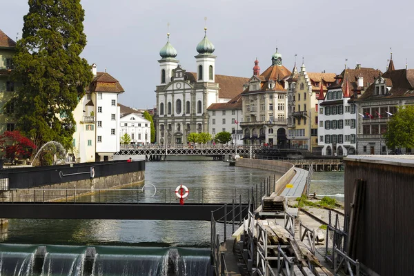 Paesaggio urbano di Lucerna in Svizzera — Foto Stock