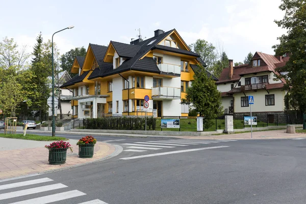 Modernt bostadshus i Zakopane — Stockfoto