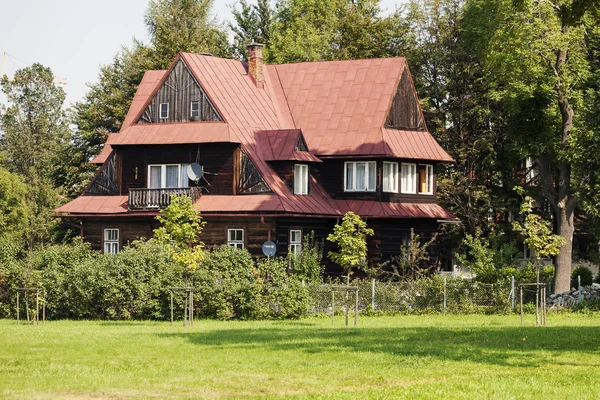 Trä boningshuset i zakopane — Stockfoto