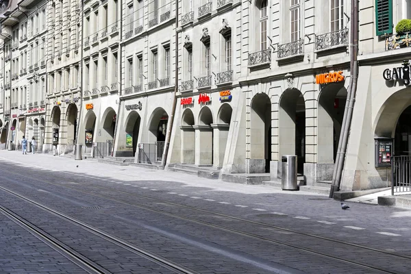 Arcades in historic buildings in Bern — Stock Photo, Image