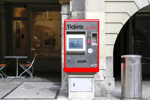 Ticket machine on the wall of the building — Stock Photo, Image