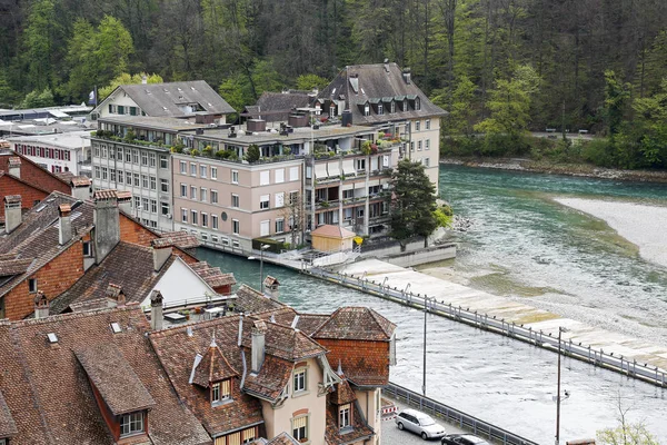 Townhouses Aare Nehri üzerinde