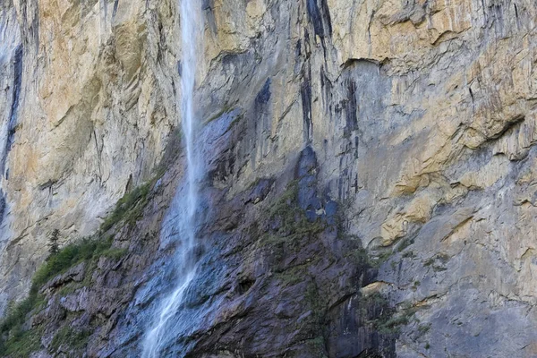 劳特布龙嫩的斯陶巴赫瀑布 — 图库照片