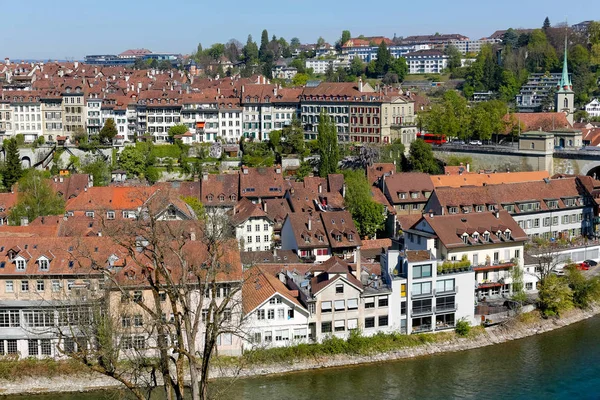 Historiska gamla stan i huvudstaden Schweiz — Stockfoto