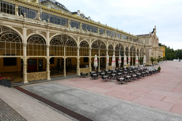 Kolonnad i marianske lazne — Stockfoto