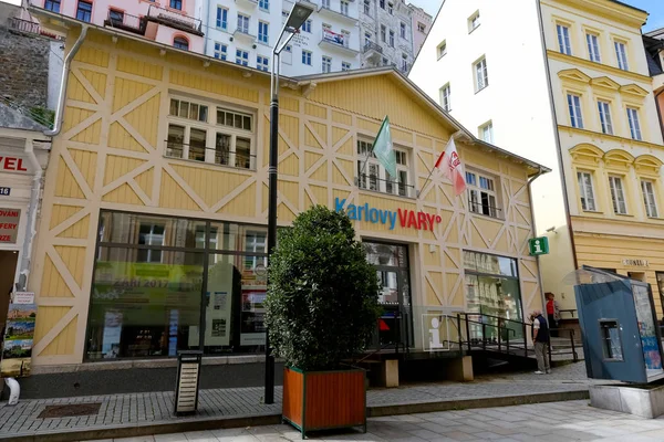 Bureau d'information touristique à Karlovy Vary — Photo