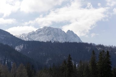 Karlı Dağı Giewont