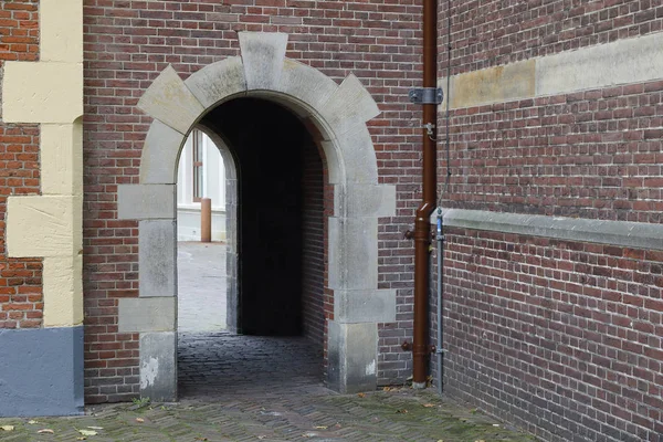 Binnenhof Sarayı 'nın yaya kapısı — Stok fotoğraf