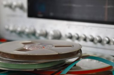 Ses makarası kasetleri ve ses ekipmanları