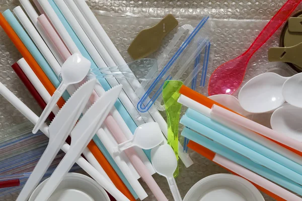 Disposable plastic objects — Stock Photo, Image