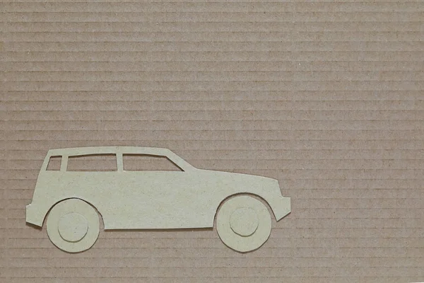 Форма бумажного автомобиля вырезана — стоковое фото