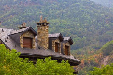 Dağ köyü Torla Ordesa, Huesca, İspanya
