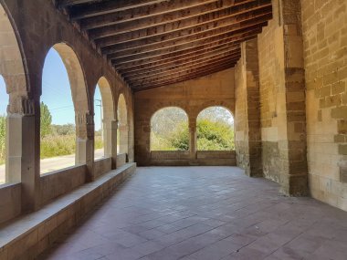 Kuzey İspanya eski kilisede arcade