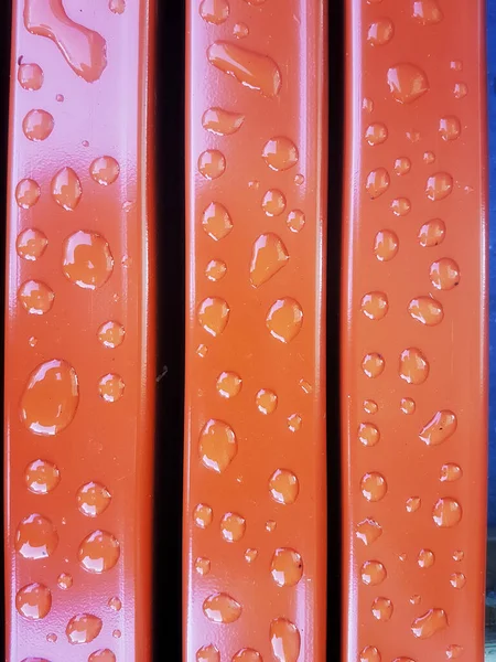 Hintergrund Mit Eisenplatten Mit Wassertropfen — Stockfoto