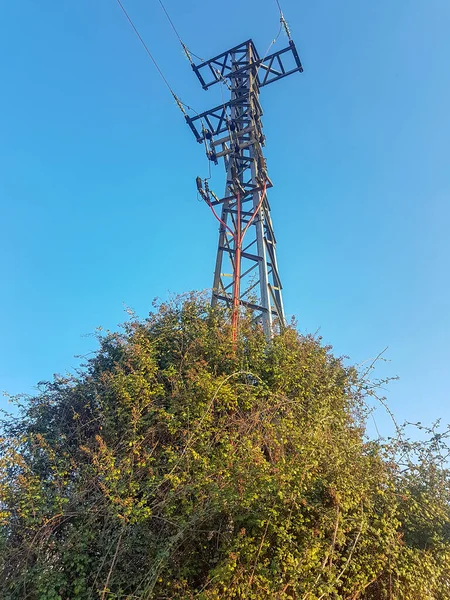 Något Elektriskt Torn Landsbygden — Stockfoto