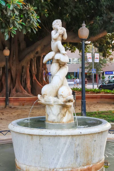 Alicante España 2019 Fuente Ornamental Parque Urbano — Foto de Stock