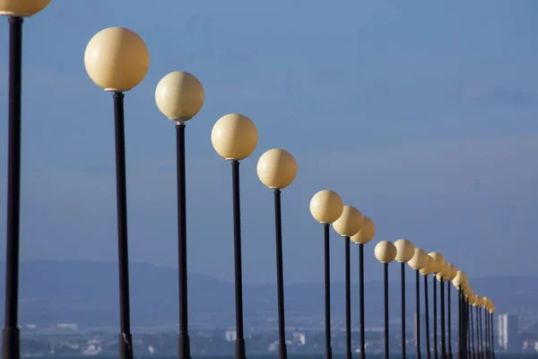 Row Lampposts Perspective — Stock Photo, Image