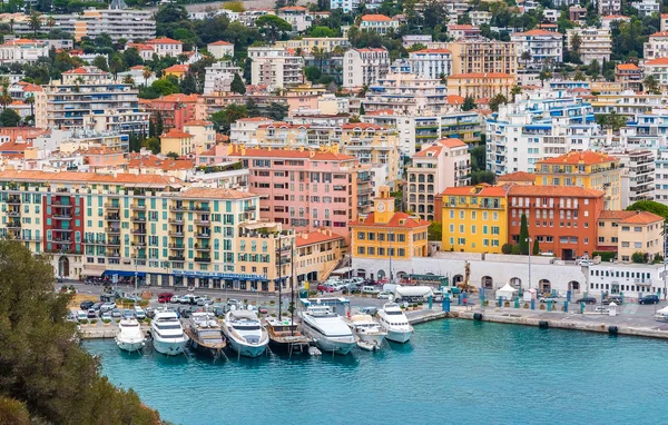 Nice litoral da cidade no Mar Mediterrâneo — Fotografia de Stock
