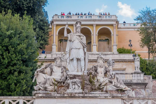 Fontana della Dea di Roma in  Piazza del Popolo — Foto Stock