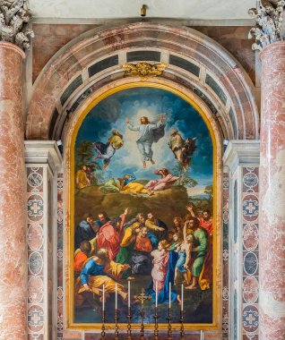 Saint Peter's Bazilikası Vatikan içinde süslü açık havada