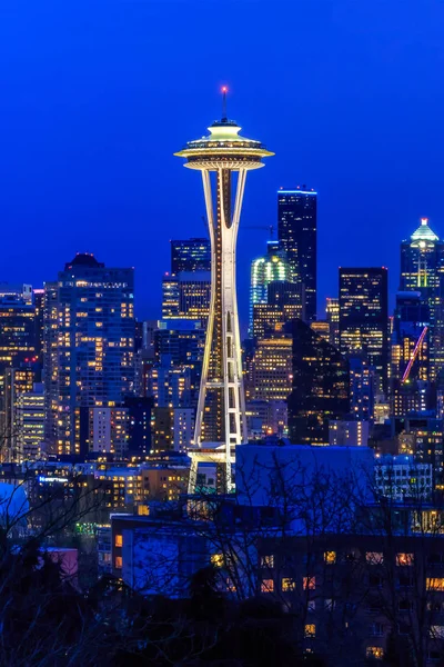 Panorama do horizonte de Seattle ao pôr-do-sol de Kerry Park em Seattle — Fotografia de Stock