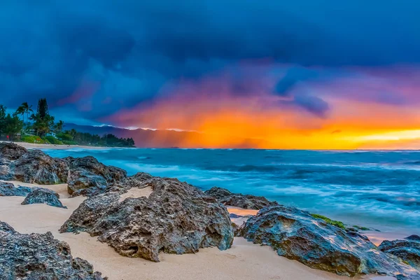 Impresionante puesta de sol en Hawaii — Foto de Stock