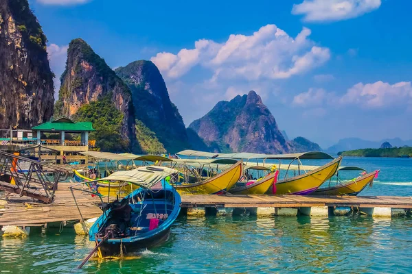 Longtail boats in Thailand — Stock Photo, Image