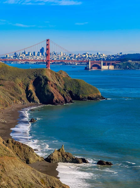 Golden Gate Bridge e San Francisco Skyline — Foto Stock