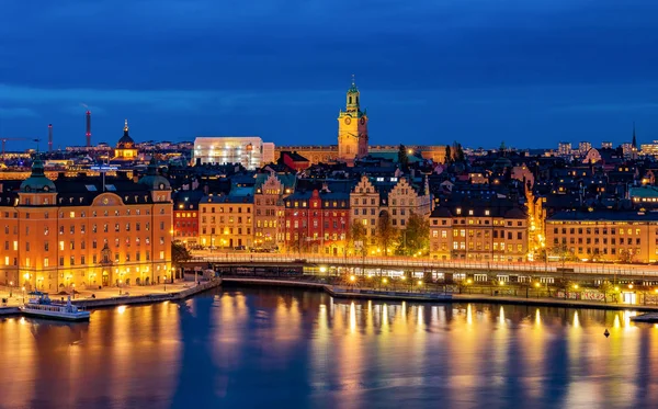 Stockholm eski şehir Gamla Stan ve Ger üzerine günbatımı Panoramalı Oda