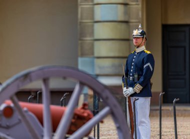 İsveç silahlı kuvvetleri subay nöbetçi th dışında üniformalı