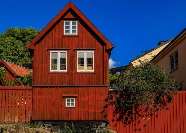 Antigua casa tradicional en Estocolmo Suecia —  Fotos de Stock
