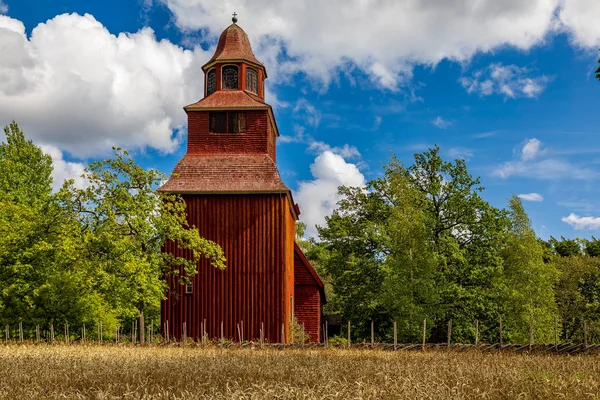 Století dřevěný Seglora kostel na ostrově Djurgarden skladem — Stock fotografie