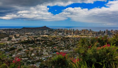 Honolulu şehir ve Diamond Head volkan Hawaii Panoraması