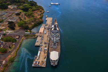 USS Missouri (Bb-63) ve Pearl Harbor Ho Uss Arizona Anıtı