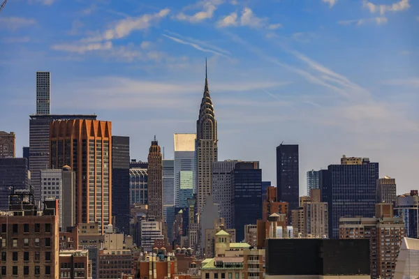 Manhattan, New York, Usa 'daki ikonik gökdelenlerin ve gökdelenlerin hava görüntüsü — Stok fotoğraf