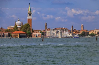Venedik Gölünde görülen Venedik, İtalya 'daki San Giorgio Maggiore Kilisesi manzarası